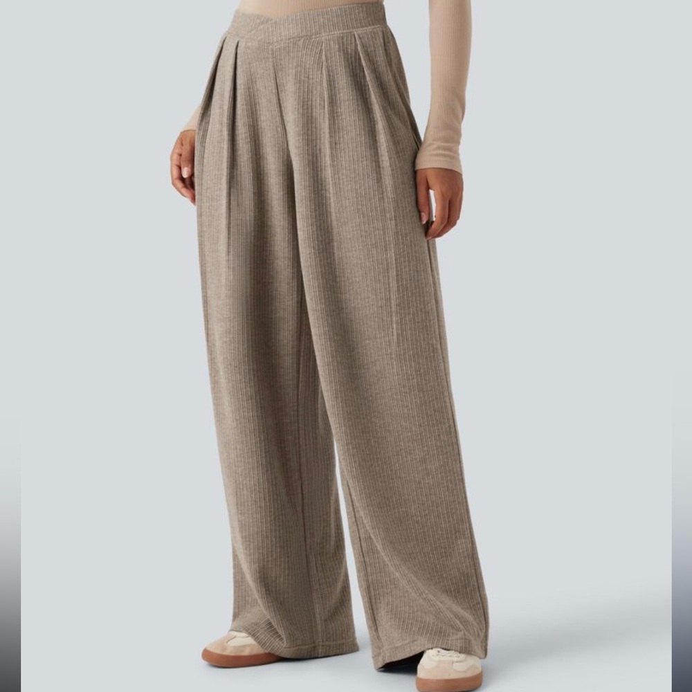 Halara Women's Wide-Leg Soft Ribbed Cord Pants - Tan - Small